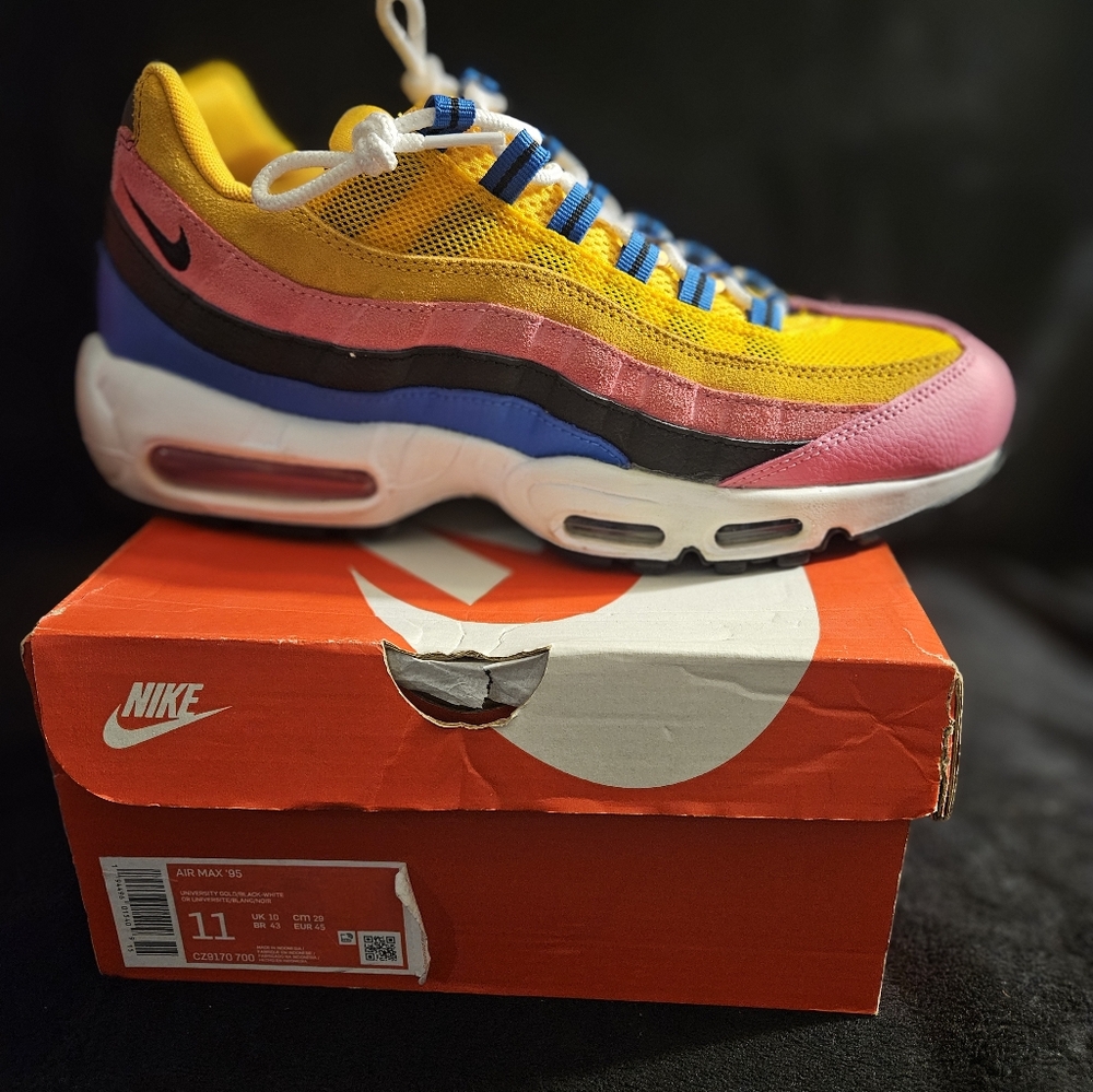 Mens 11 NIKE AirMax 95
